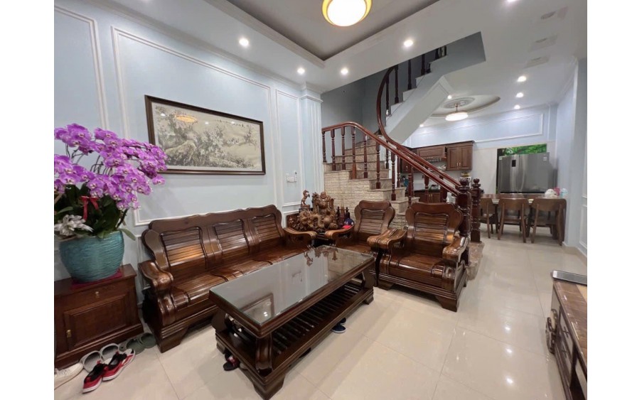 CHO THUÊ NHÀ LÀM VP, Ở HỘ GĐ, NHÓM 6 NGƯỜI PHỐ ĐẶNG XUÂN BẢNG, 40M2, 5 TẦNG, 6 NGỦ